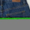 Shorts in denim dalla vestibilità comoda Shorts in denim dalla vestibilità comoda