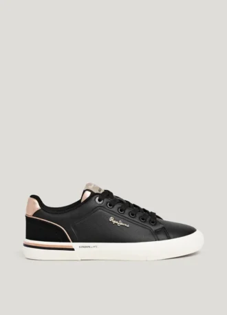 Sneakers classiche con dettagli in pelle scamosciata
