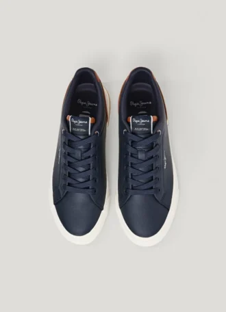 Sneakers classiche con dettagli in pelle scamosciata