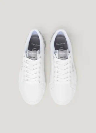 Sneakers classiche con dettagli in pelle scamosciata