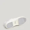 Sneakers classiche con dettagli in pelle scamosciata Sneakers classiche con dettagli in pelle scamosciata