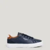 Sneakers classiche con dettagli in pelle scamosciata – Kenton Sneakers classiche con dettagli in pelle scamosciata – Kenton