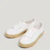 Sneakers classiche con dettagli ricamati Sneakers classiche con dettagli ricamati