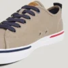 Sneakers classiche in tela Sneakers classiche in tela