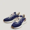 Sneakers con dettagli in pelle scamosciata Sneakers con dettagli in pelle scamosciata