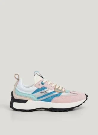 Sneakers con dettagli traslucidi