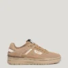 Sneakers con suola a cono in pelle scamosciata Sneakers con suola a cono in pelle scamosciata
