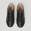 Sneakers in pelle con borchie