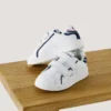 Sneakers in pelle con chiusura in velcro Sneakers in pelle con chiusura in velcro