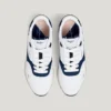 Sneakers in pelle con dettagli in pelle scamosciata Sneakers in pelle con dettagli in pelle scamosciata