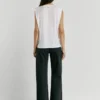 T-shirt con dettagli borchiati