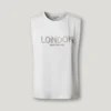 T-shirt con dettagli borchiati