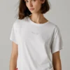 T-shirt con logo in strass T-shirt con logo in strass