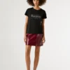 T-shirt con logo in strass T-shirt con logo in strass