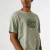 T-shirt con stampa artistica T-shirt con stampa artistica