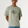 T-shirt con stampa artistica T-shirt con stampa artistica