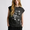 T-shirt con stampa artistica T-shirt con stampa artistica