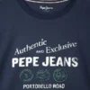 T-shirt con stampa grafica e vestibilità comoda T-shirt con stampa grafica e vestibilità comoda