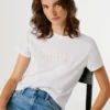 T-shirt con stampa logo T-shirt con stampa logo