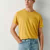 T-shirt con stampa logo e vestibilità regolare T-shirt con stampa logo e vestibilità regolare