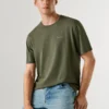 T-shirt con stampa logo e vestibilità regolare T-shirt con stampa logo e vestibilità regolare