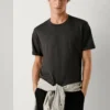 T-shirt con stampa logo e vestibilità regolare T-shirt con stampa logo e vestibilità regolare