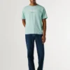 T-shirt con stampa logo e vestibilità regolare T-shirt con stampa logo e vestibilità regolare