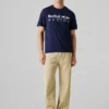 T-shirt con stampa logo e vestibilità regolare T-shirt con stampa logo e vestibilità regolare