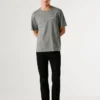 T-shirt con stampa logo e vestibilità regolare T-shirt con stampa logo e vestibilità regolare