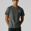 T-shirt con stampa logo e vestibilità regolare T-shirt con stampa logo e vestibilità regolare