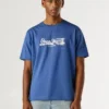 T-shirt con stampa logo e vestibilità regolare T-shirt con stampa logo e vestibilità regolare