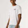 T-shirt con stampa logo e vestibilità regolare T-shirt con stampa logo e vestibilità regolare