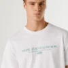 T-shirt con stampa logo e vestibilità regolare T-shirt con stampa logo e vestibilità regolare