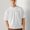 T-shirt con stampa sul retro e vestibilità ampia T-shirt con stampa sul retro e vestibilità ampia