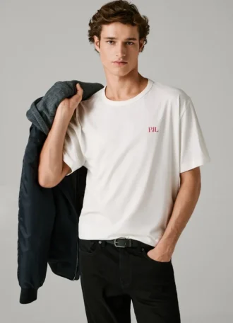 T-shirt con stampa sul retro e vestibilità comoda