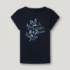 T-shirt con stampa sul retro e vestibilità comoda T-shirt con stampa sul retro e vestibilità comoda