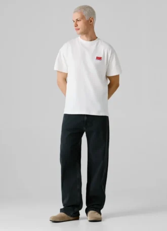 T-shirt con stampa sul retro e vestibilità comoda