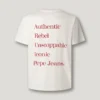 T-shirt con stampa sul retro e vestibilità comoda T-shirt con stampa sul retro e vestibilità comoda