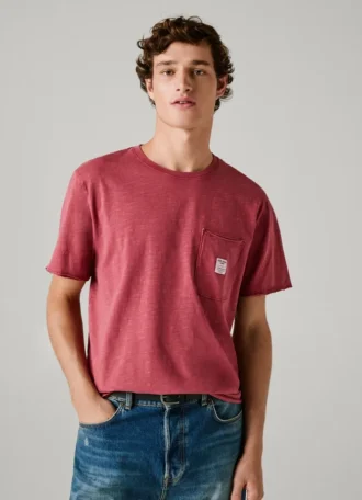 T-shirt con tasca frontale e vestibilità regolare