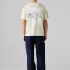 T-shirt dalla vestibilità ampia con stampa sul retro T-shirt dalla vestibilità ampia con stampa sul retro