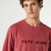 T-shirt dalla vestibilità regolare con logo ricamato T-shirt dalla vestibilità regolare con logo ricamato