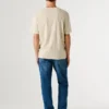 T-shirt dalla vestibilità regolare con logo ricamato T-shirt dalla vestibilità regolare con logo ricamato