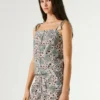 Top con spalline e stampa floreale Top con spalline e stampa floreale