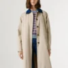 Trench con colletto a camicia Trench con colletto a camicia