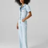 Tuta lunga in denim dalla vestibilità regolare Tuta lunga in denim dalla vestibilità regolare
