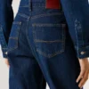 Tuta lunga in denim dalla vestibilità regolare Tuta lunga in denim dalla vestibilità regolare